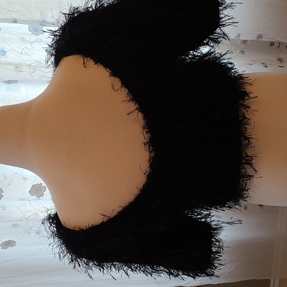 Top - Picture 2 of 4